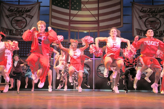 Photo Flash: HIGH SCHOOL MUSICAL at Paper Mill Playhouse Image
