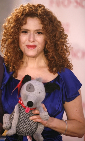 Photo Coverage: Bernadette Peters Debuts 'Kramer' at FAO Schwarz Image