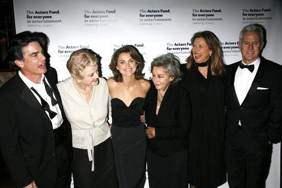 Peter Gallagher, Angela Lansbury, Keri Russell, Zoe Caldwell, Annette Bening and John Photo