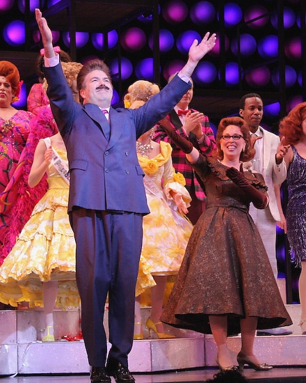 Photo Coverage: HAIRSPRAY Welcomes Back Harvey! Image