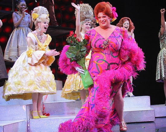 Photo Coverage: HAIRSPRAY Welcomes Back Harvey! Image
