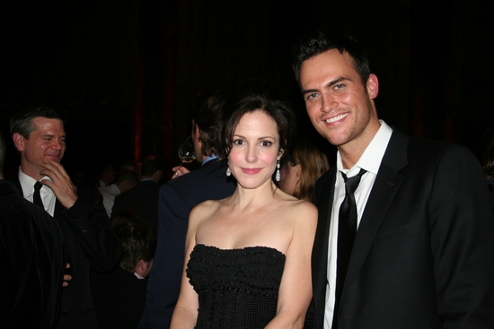 Mary-Louise Parker and Cheyenne Jackson

 Photo