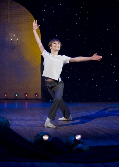 Photo Coverage: BILLY ELLIOT Dances to 'The View' Image