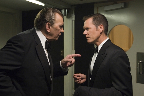 Photo Flash: FROST / NIXON Opens Nationwide 12/25 Image