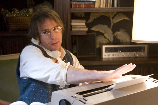Photo Flash: FROST / NIXON Opens Nationwide 12/25 Image