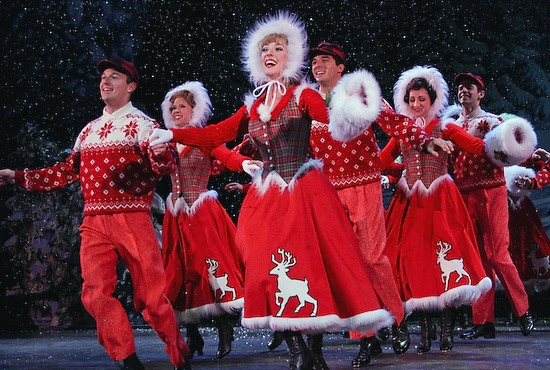 Photo Coverage: WHITE CHRISTMAS Curtain Call Image