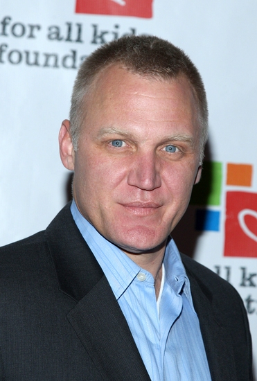 Photo Coverage: Rosie's Gala: Building Dreams for Kids Honors Rivera Image