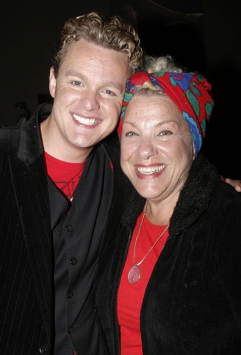 Photo Coverage: Valarie Pettiford at the Upright Cabaret Image