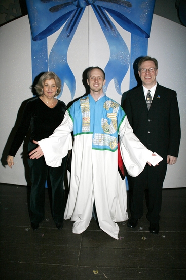 Photo Coverage: WHITE CHRISTMAS Gypsy Robe Ceremony Image