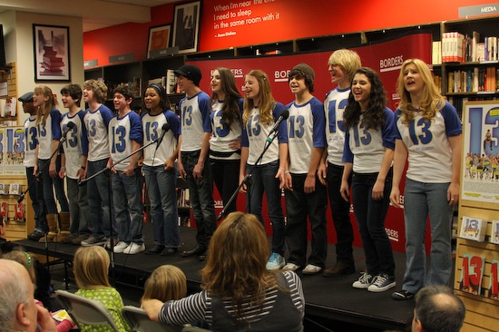 Photo Coverage: '13, A NEW MUSICAL' Borders CD Signing Image