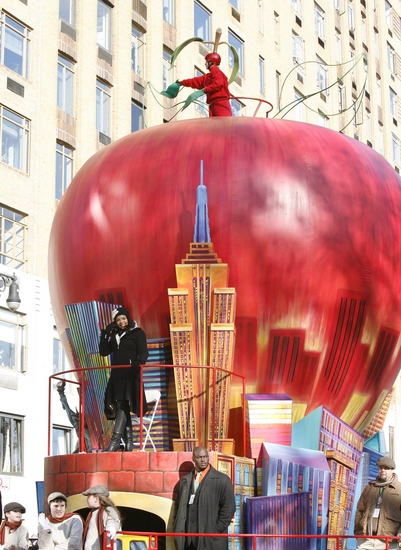Photo Coverage: The 82nd Annual Macy's Thanksgiving Day Parade Part I Image