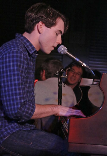 Photo Coverage: 'SPRING AWAKENING LOVES the 90's' Benefit at Upright Cabaret Image