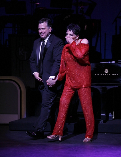 Photo Coverage: LIZA'S AT THE PALACE...! Curtain Call Image
