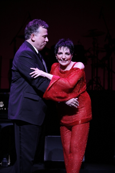 Photo Coverage: LIZA'S AT THE PALACE...! Curtain Call Image