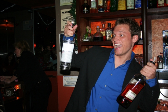 Photo Coverage: Stockings With Care's 4th Annual 'Celebrity Bartending Night' Image