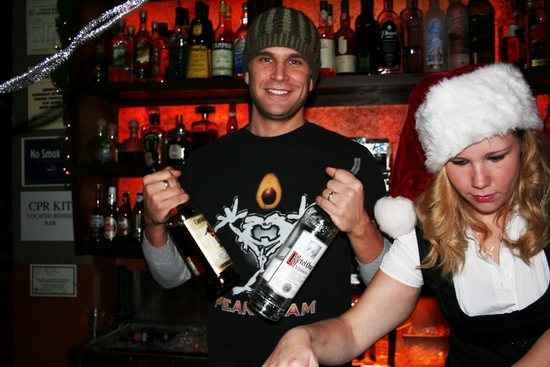 Photo Coverage: Stockings With Care's 4th Annual 'Celebrity Bartending Night' Image