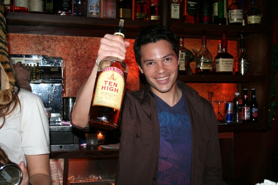 Photo Coverage: Stockings With Care's 4th Annual 'Celebrity Bartending Night' Image