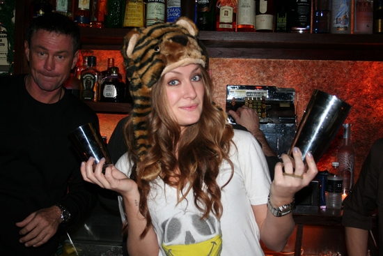 Photo Coverage: Stockings With Care's 4th Annual 'Celebrity Bartending Night' Image