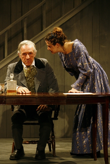 Photo Flash: A Touch Of The Poet Image