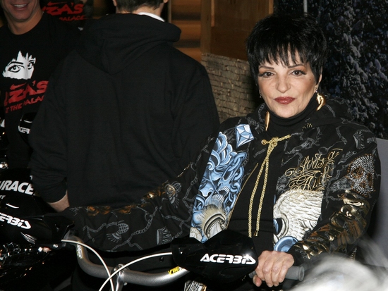 Photo Coverage: Liza Minnelli 'Pedals for Power' for BC/EFA Image