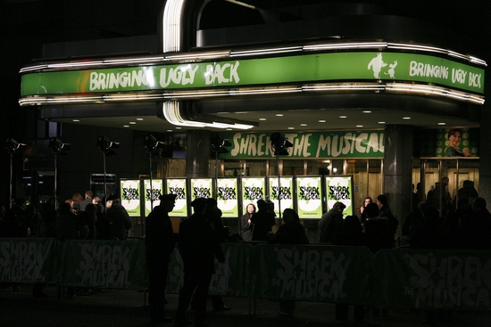Photo Coverage: SHREK The Musical Opening Night Arrivals Image