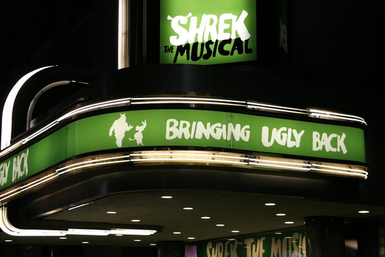 Photo Coverage: SHREK The Musical Opening Night Arrivals Image