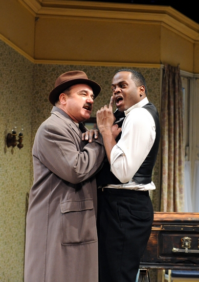 Photo Flash: LOOT At Tricycle Theatre Image
