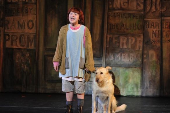 Photo Flash: ANNIE Comes To The Kodak Theatre Image