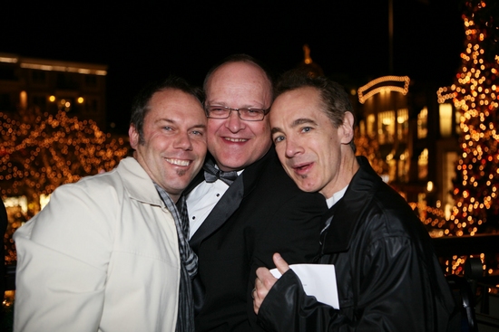 Photo Coverage: Alex Theatre's 'IT'S A FABULOUS LIFE' Image