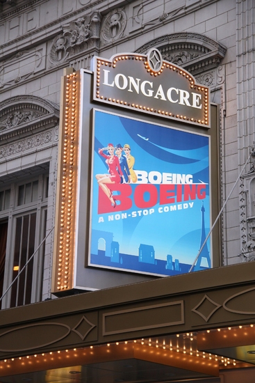 Photo Essay: January 4th, 2009 'Closing Day on Broadway' Image