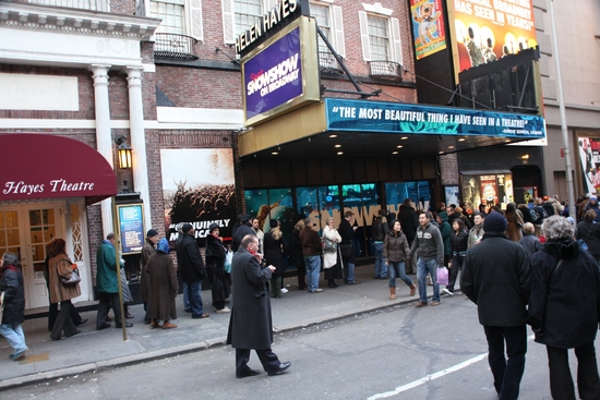 Photo Essay: January 4th, 2009 'Closing Day on Broadway' 