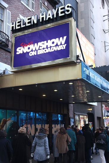 Photo Essay: January 4th, 2009 'Closing Day on Broadway' Image