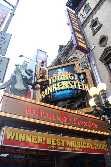 Photo Essay: January 4th, 2009 'Closing Day on Broadway' Image