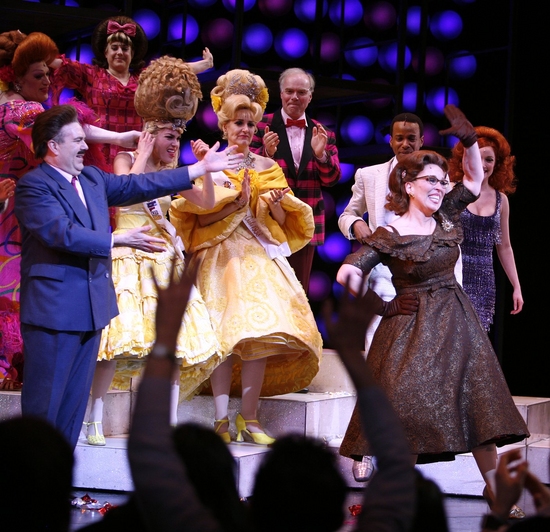 Photo Coverage: 'HAIRSPRAY' The Final Curtain-Goodbye To Baltimore! Image
