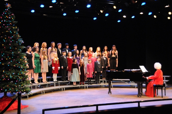 Photo Flash: Dicapo Opera Theatre's YULETIDE CLASSICS Image