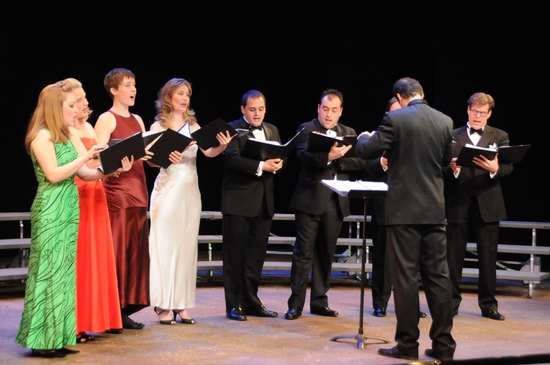 Photo Flash: Dicapo Opera Theatre's YULETIDE CLASSICS Image