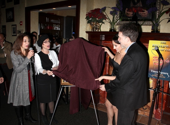 Photo Coverage: GYPSY Portrait Unveiled at Tony's DiNapoli Image