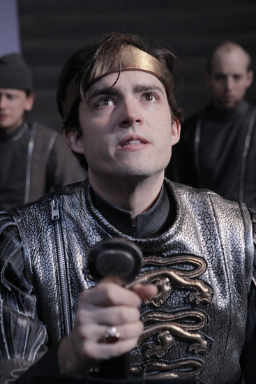 Photo Flash: HENRY V At The Guthrie Image