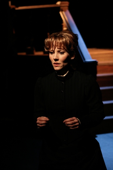 Photo Flash: THE TURN OF THE SCREW Image