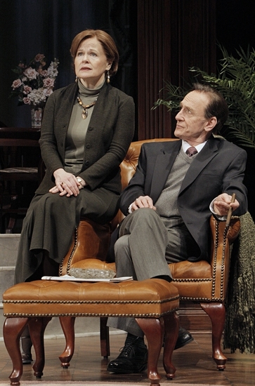 Photo Flash: Edward Albee's A DELICATE BALANCE Image