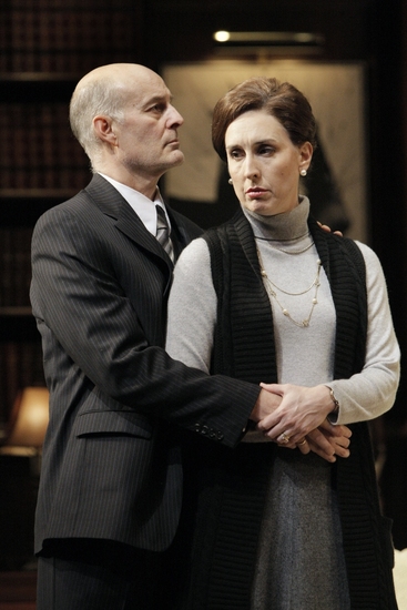 Photo Flash: Edward Albee's A DELICATE BALANCE Image