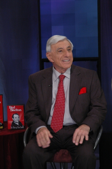 Photo Coverage: Jamie Farr Live at WLIW Image