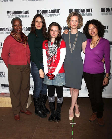 Aleta Mitchell, Natalie Gold, Shana Dowdeswell, Cynthia Nixon and Mimi Lieber

 Photo