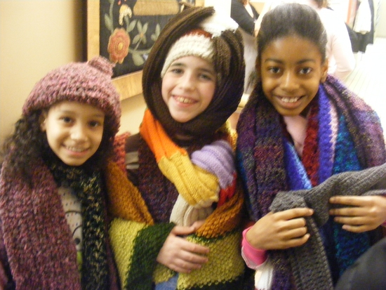 Photo Coverage: BROADWAY KIDS CARE Present the 'Knitting Project' Image