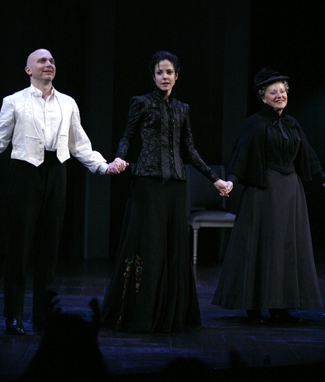 Michael Cerveris, Mary-Louise Parker and Helen Carey

 Photo