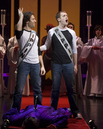 Photo Flash: PIPPIN at LA's Market Taper Forum Image