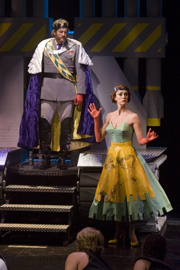 Photo Flash: PIPPIN at LA's Market Taper Forum Image