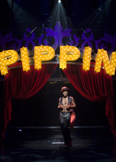 Photo Flash: PIPPIN at LA's Market Taper Forum Image