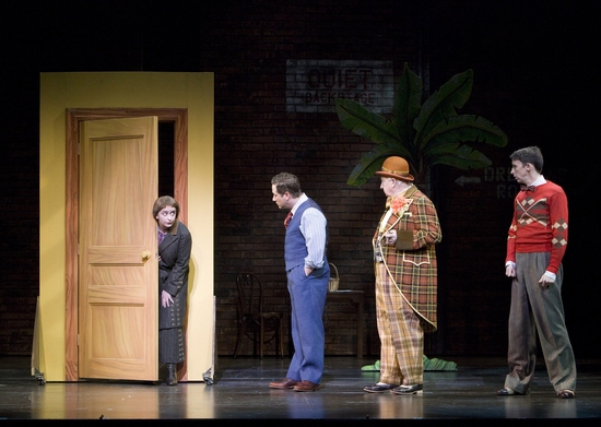 Photo Flash: MINSKY'S at the CTG/Ahmanson Theatre Image