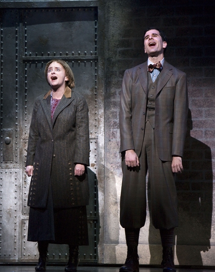 Photo Flash: MINSKY'S at the CTG/Ahmanson Theatre Image